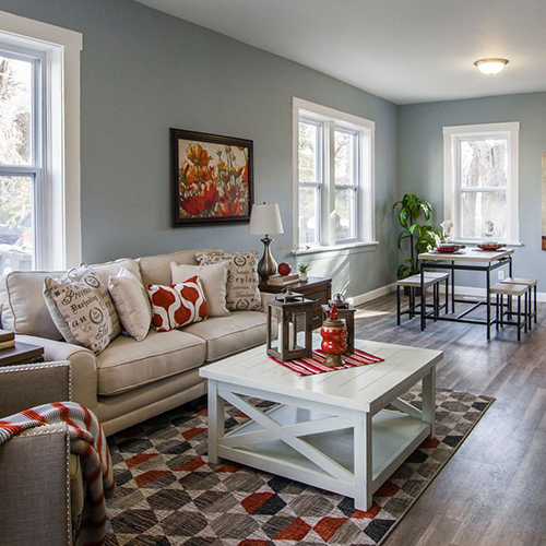 6 Tips for Staging a Home in the Winter